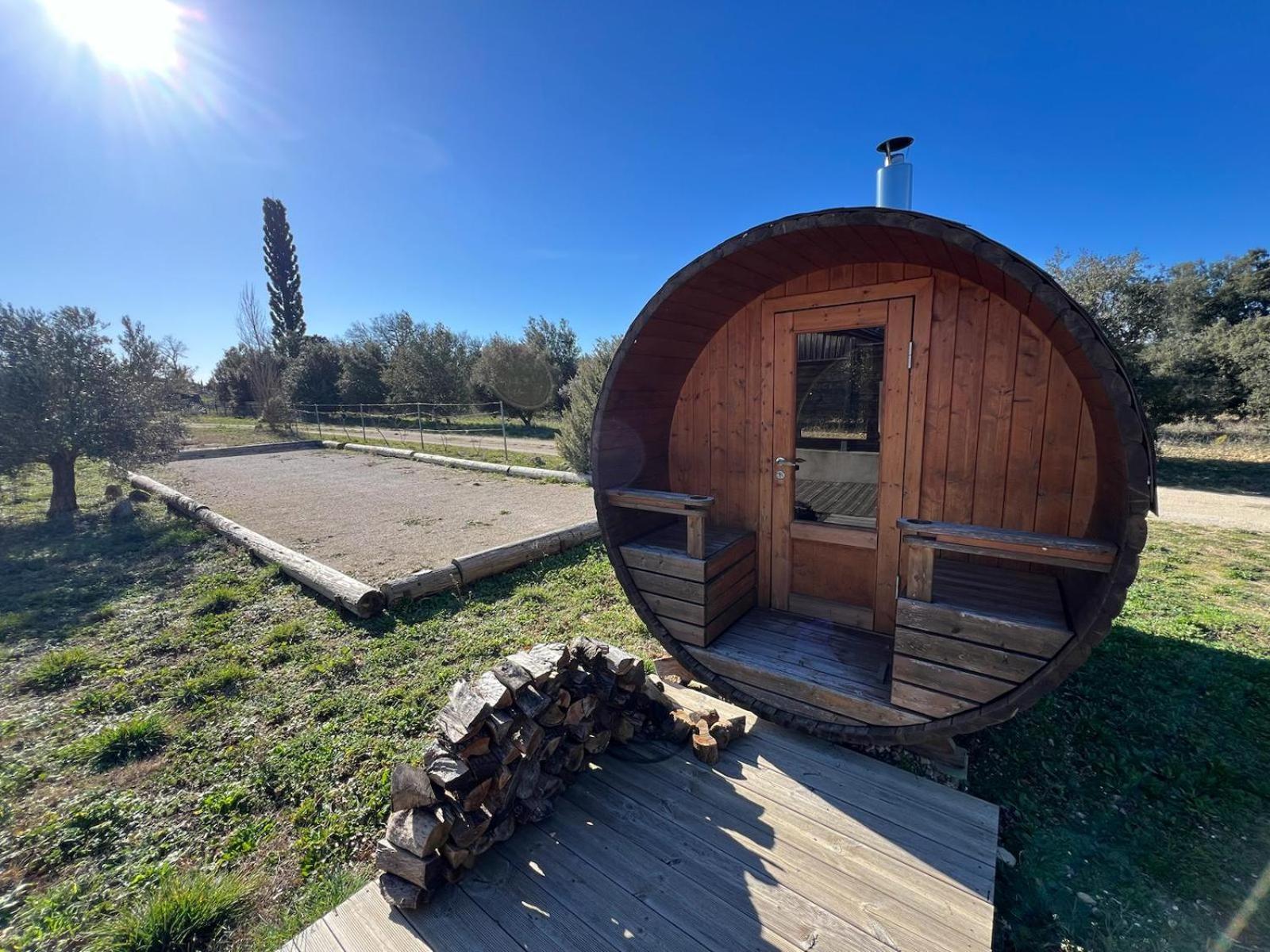 Nuiki Lodges - Chambres D'Hotes Montségur-sur-Lauzon Exterior foto
